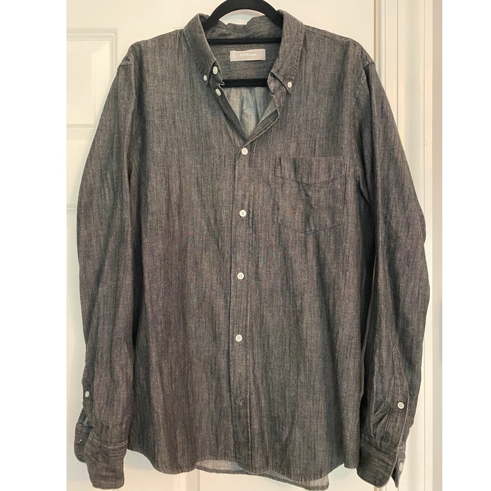 *Men’s* Everlane button down